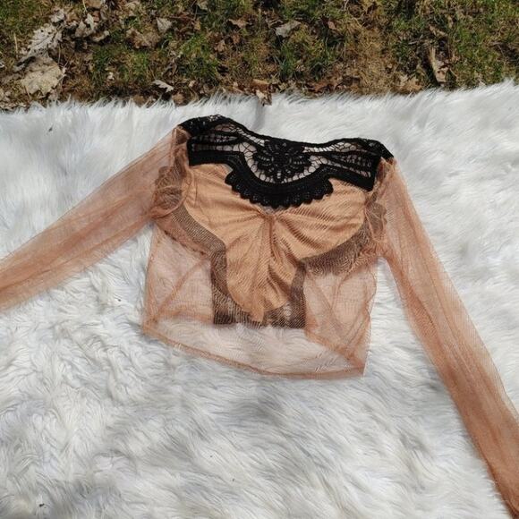 Forever 21 Size Small S Sheer Light Carmel Brown Black Cropped Crochet Festival - Picture 14 of 16
